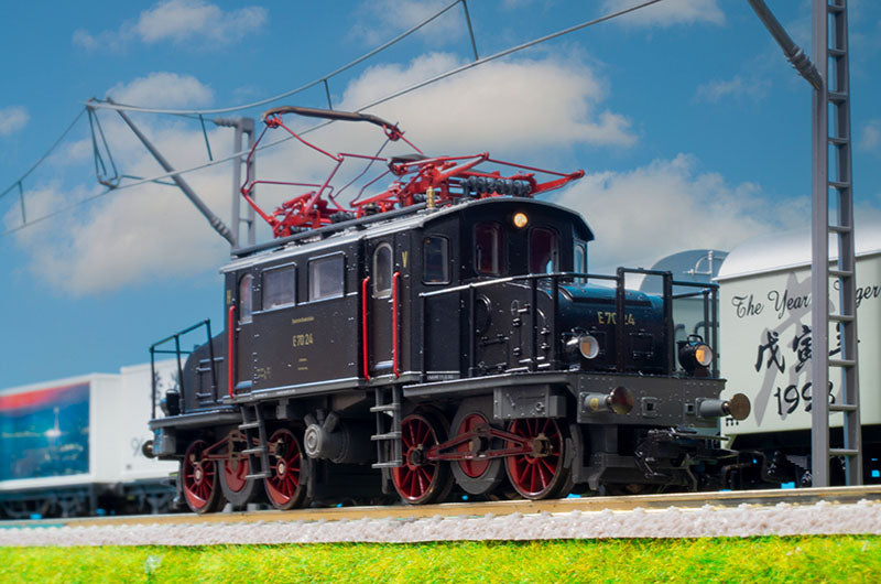 Trix Toy Fair Edition 2024, E 70 Electric Locomotive.