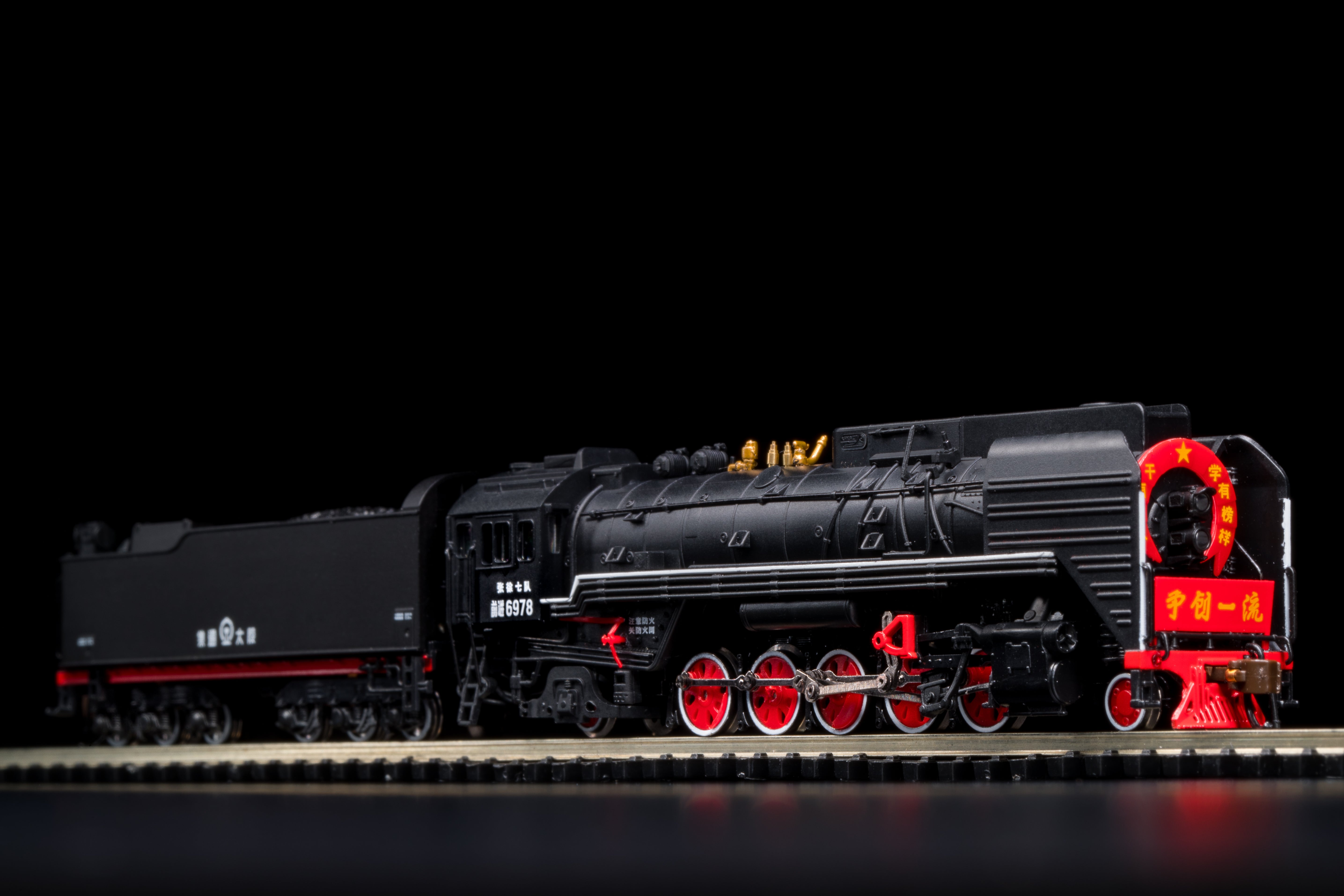 Bachmann China 2025 new model: N scale QJ Chinese Steam Locomotive. (3Q/2025)