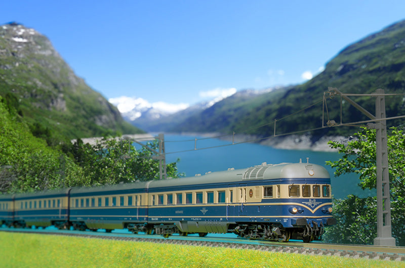 JC N gauge OBB 5145 內燃動車組,四節裝,數控音效。