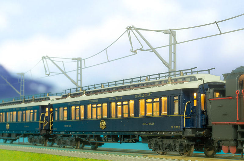 Trix Simplon Orient Express Coaches