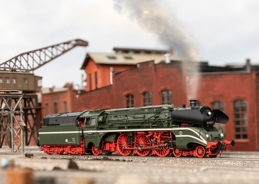Gauge Trix H0 - Article No. 25027 Class 02 Steam Locomotive