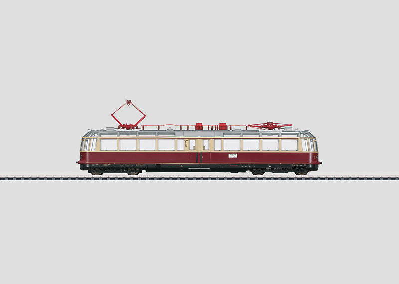 Marklin 37581: Powered Observation Rail Car, BR ET 91, DB