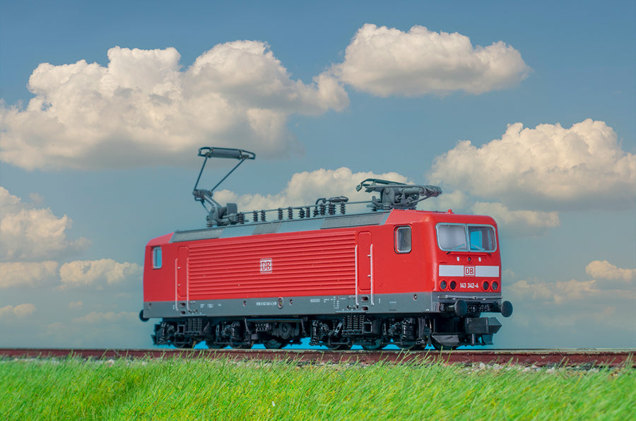 Fleischmann 734573: Electric locomotive BR 143